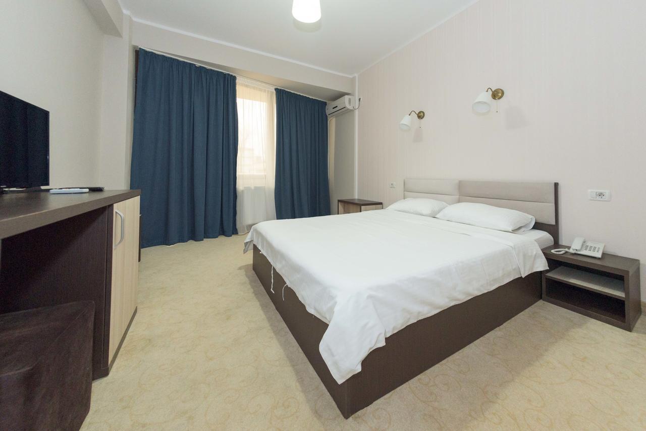 Hotel Promenada 마마이아 외부 사진